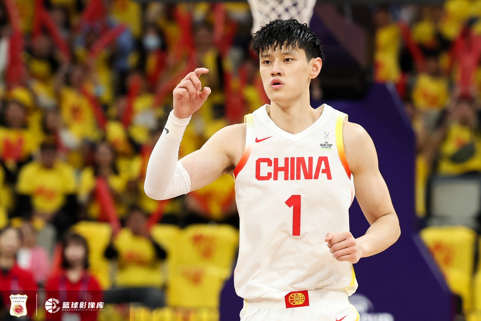 曾凡博去年就曾到德國治療&效果不錯 他很想代表男籃出戰亞洲杯