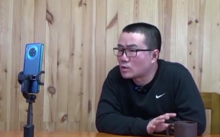 ????徐靜雨反復(fù)橫跳：亞歷山大要飯的→MVP→要飯的→MVP
