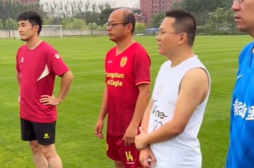 職業足球賦能草根足球 亞泰教練帶長春Ju超球員沉浸式特訓