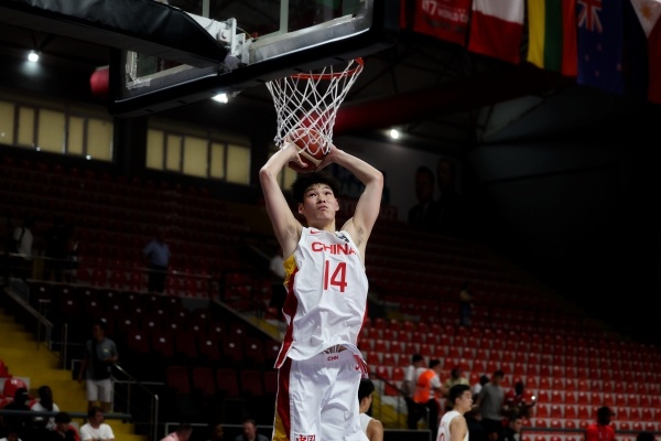 不太行！劉李18分鐘5中2拿到7分4板 正負值-7全隊倒數第二