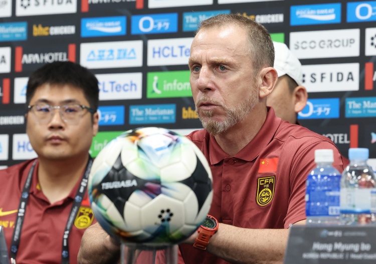記者評國足：防守侵略性需提升，弱隊打強隊沒犯規基本是投降了