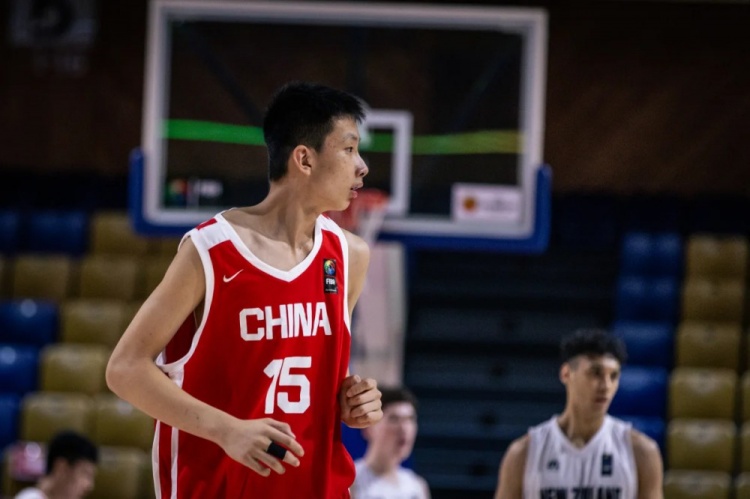 不穩定！中國U16男籃全場24罰13中 罰球命中率54.2%