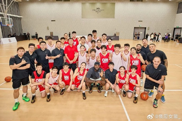 中國U16女籃今天飛往馬來西亞吉隆坡備戰亞洲杯 劉瑞、李安妮在列