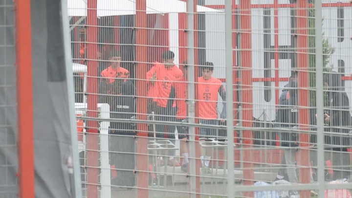 高潛新人！圖片報：金玟哉受傷，拜仁15歲小將帕維奇隨一線隊訓練
