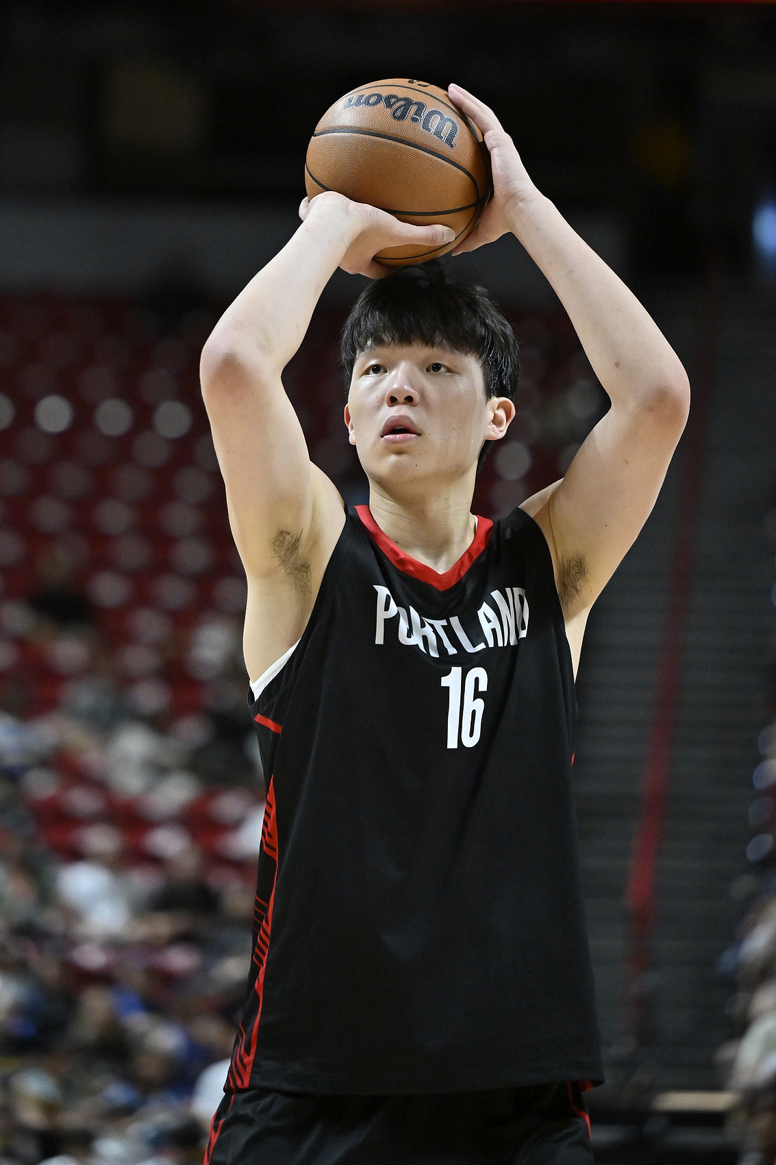 楊瀚森：我看的首場(chǎng)NBA是2016騎勇?lián)屍?當(dāng)時(shí)我才10歲感覺(jué)很無(wú)聊
